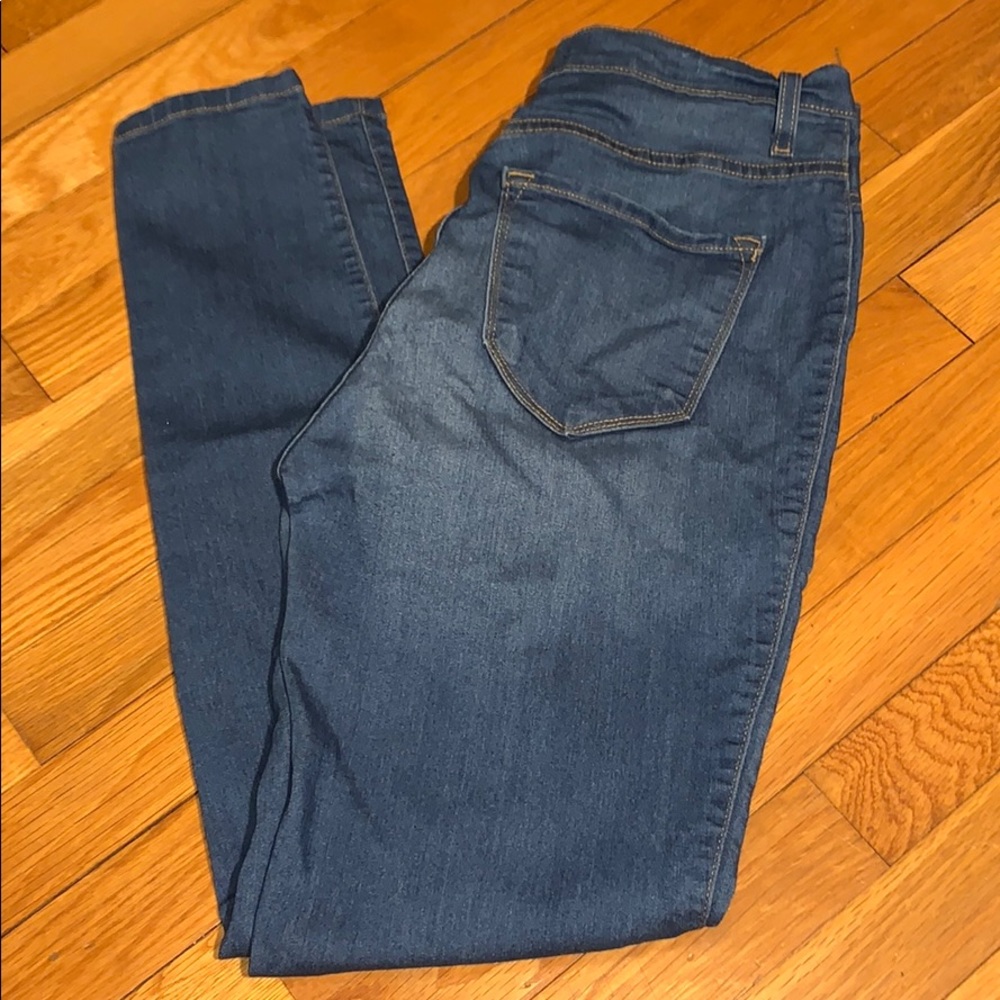 High waisted super skinnies